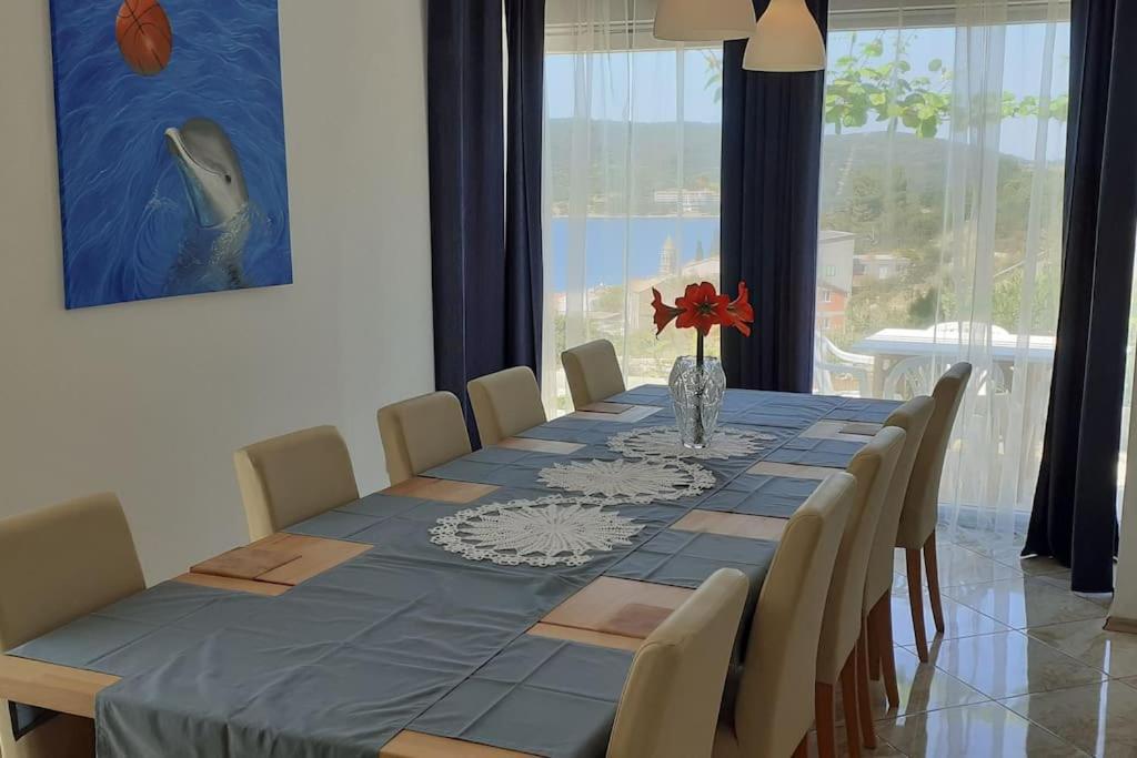Vis - Luxury Holiday Villa With Swimming Pool Bagian luar foto